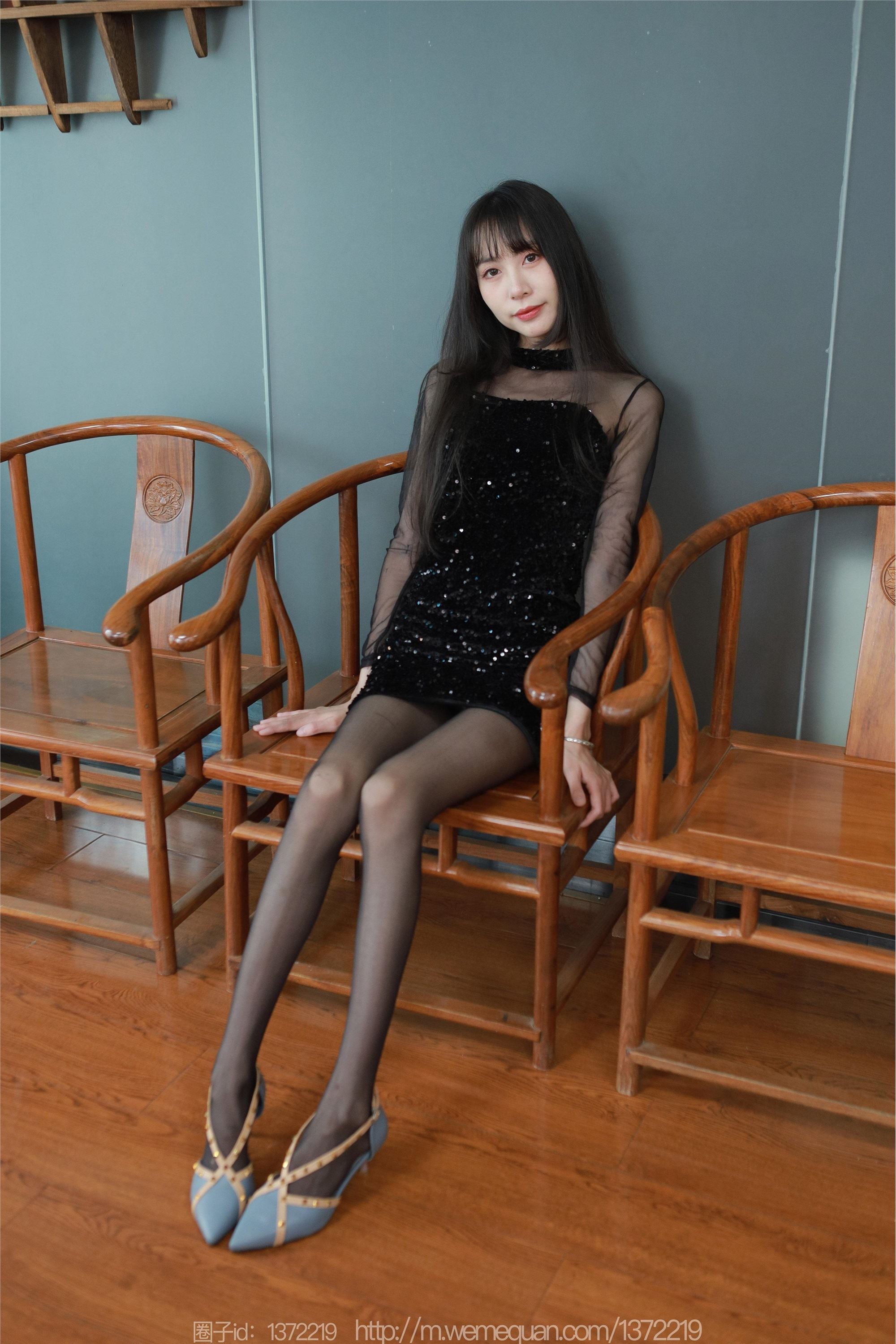 IESS异思趣向  2023.04.12 丝享家 1419 团团《亮片嘿丝裙》